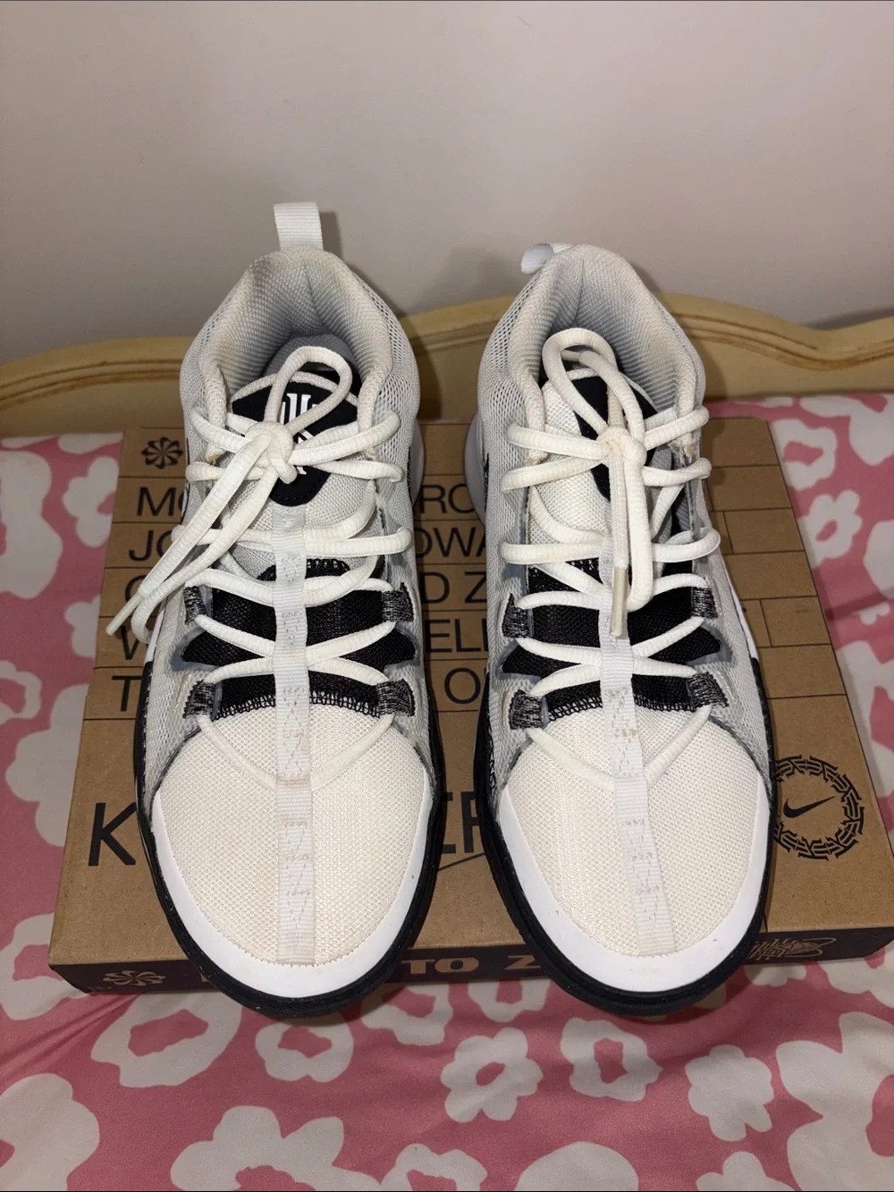 Nike Kids White and Black Mesh Lace-Up Sneakers